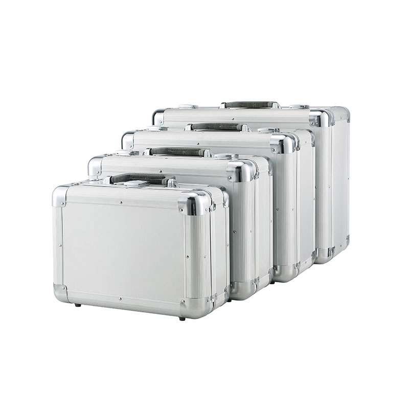 aluminum tool case 2.jpg