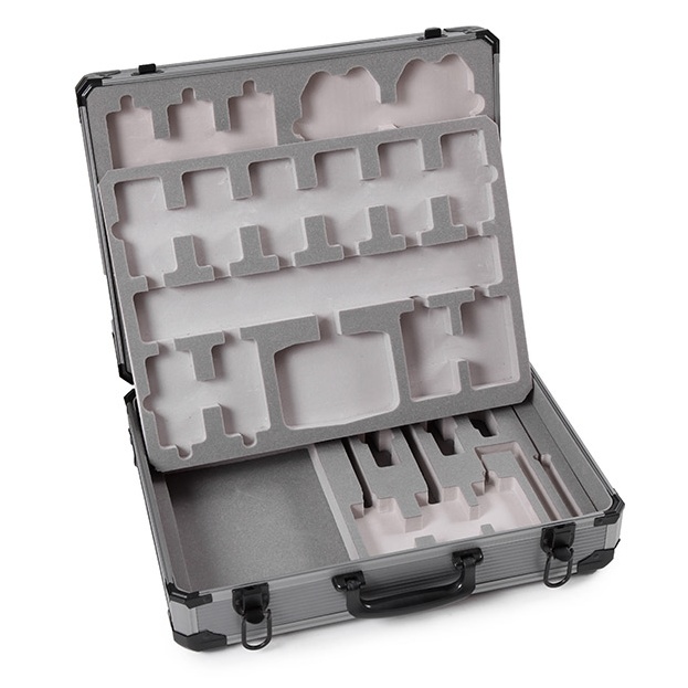 customized aluminum carry case.jpg