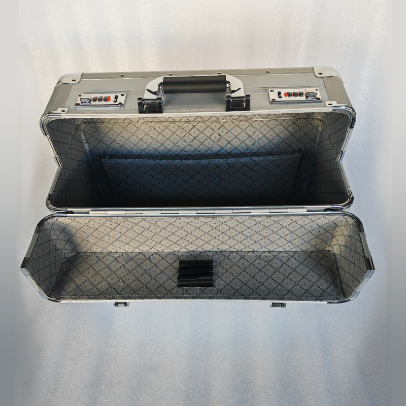 1763693056515960.jpg 1763693056515960.jpg