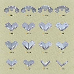 Quincaillerie en aluminium